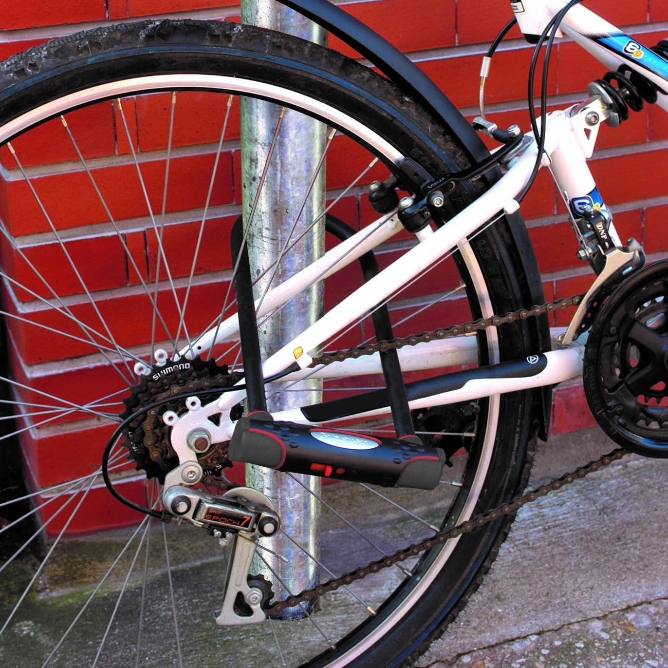 imageMaster Lock Black Outdoor Hardened Steel Link Chain with Mini ULock for Securing Bikes Motorcycles and Electric Scooters Chain Length is 3 ft x 38 in Mini U Lock is 35in W x 055 in Dia 8234ECULock